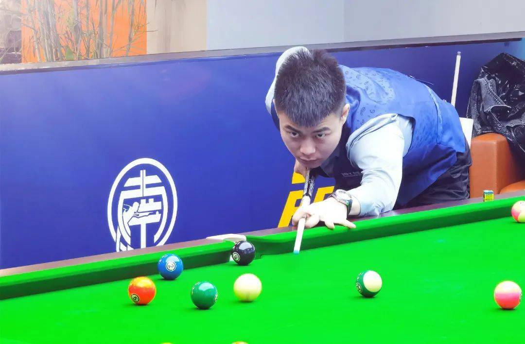 鍵比賽中嶄 鍵比賽中嶄