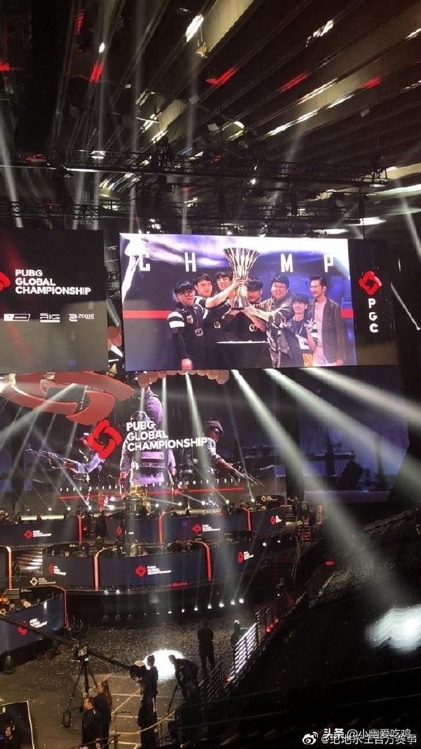 队合作的重 队合作的重