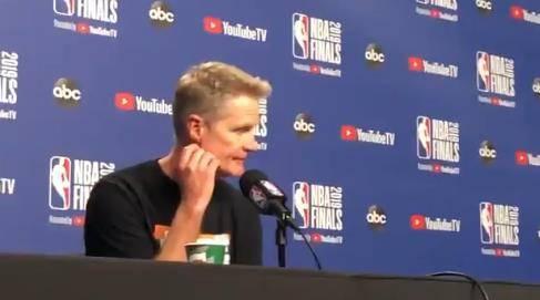 被迅速吸引 被迅速吸引