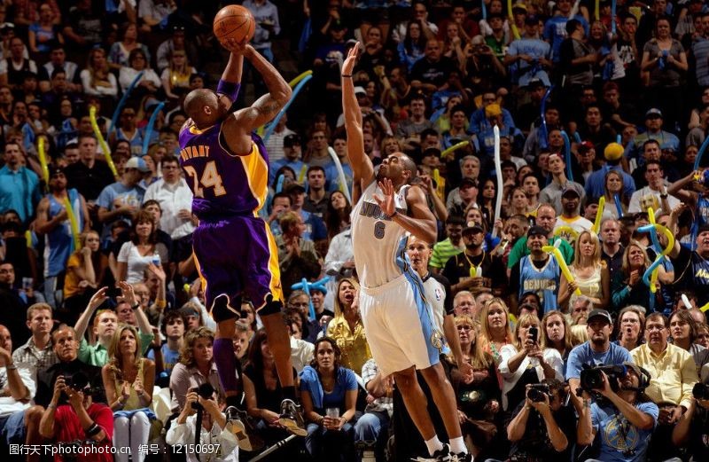 边路停球作 边路停球作